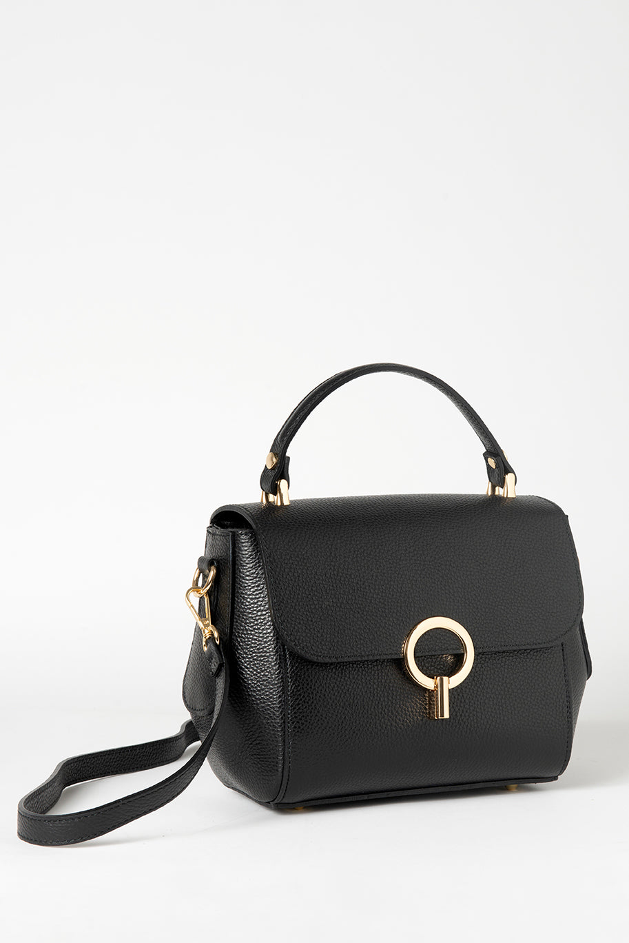 Elegant Italian leather shoulder bag in black color. Its sophisticated silhouette is perfect for both casual and formal occasions.
