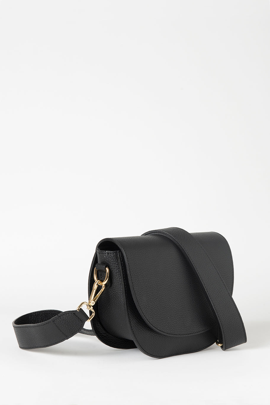 Elegant Italian leather shoulder bag in black color. The bag features a soft, smooth texture with a classic design.