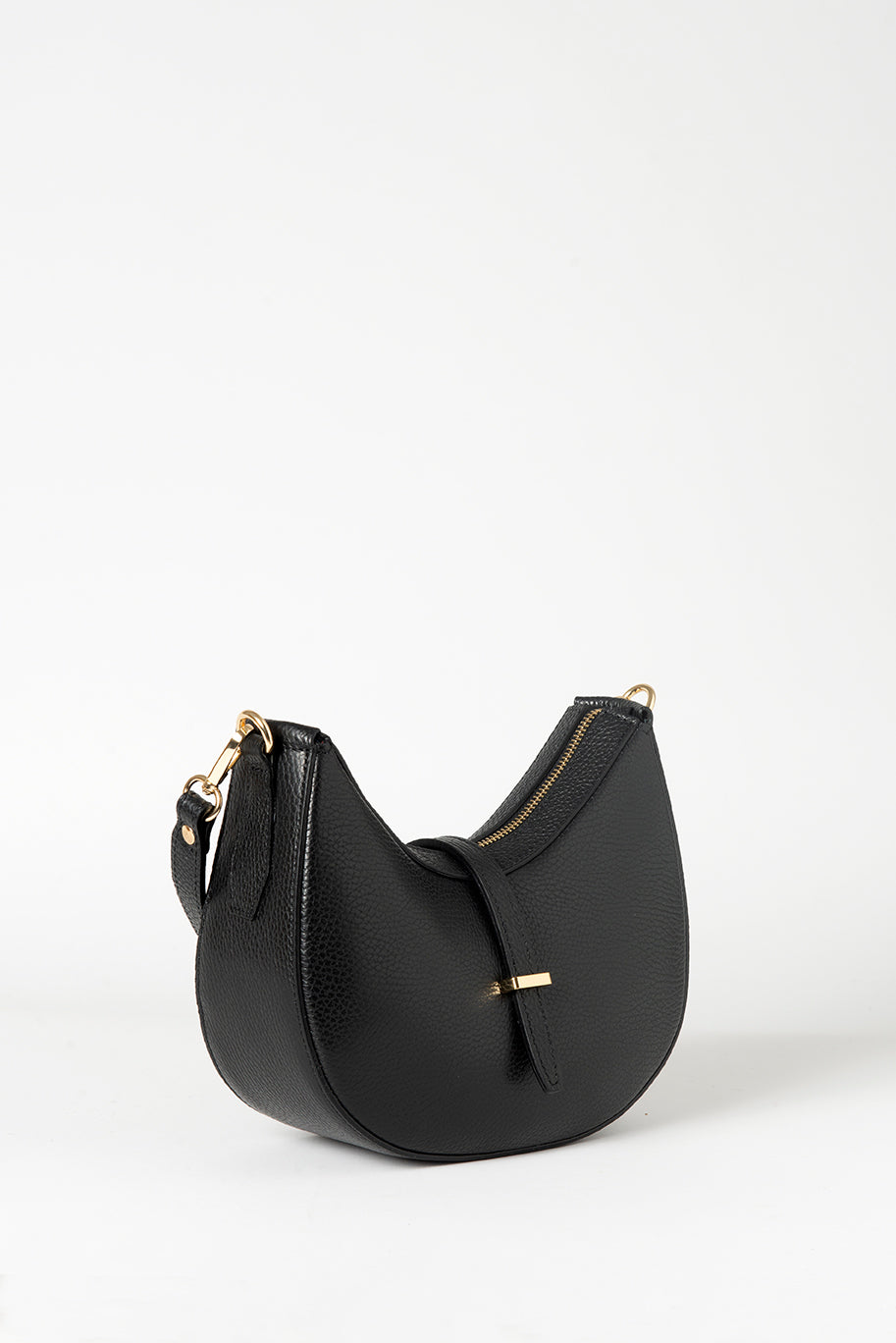 Elegant Italian leather shoulder bag in black color. The bag features a soft, smooth texture with a classic design.