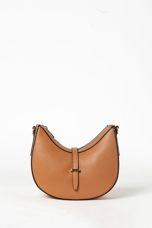 Elegant Italian leather shoulder bag in brown color. Its sophisticated silhouette is perfect for both casual and formal occasions.
